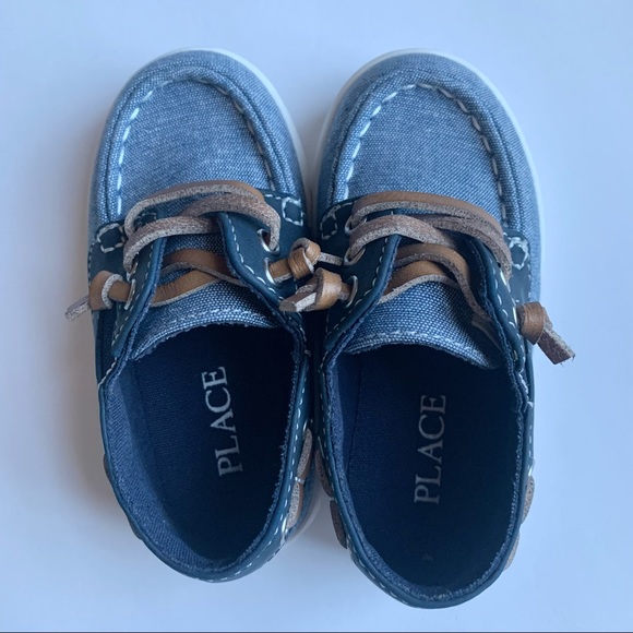 New - Baby boy boat shoes, size 5. ‘Sperry’ type slip on shoe in navy and denim. - Picture 2 of 8